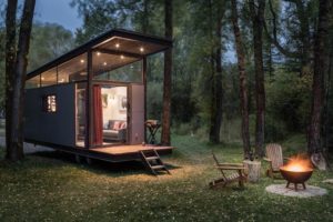 outdoor vacation, tiny house retreat, summer vacation, outdoors trip